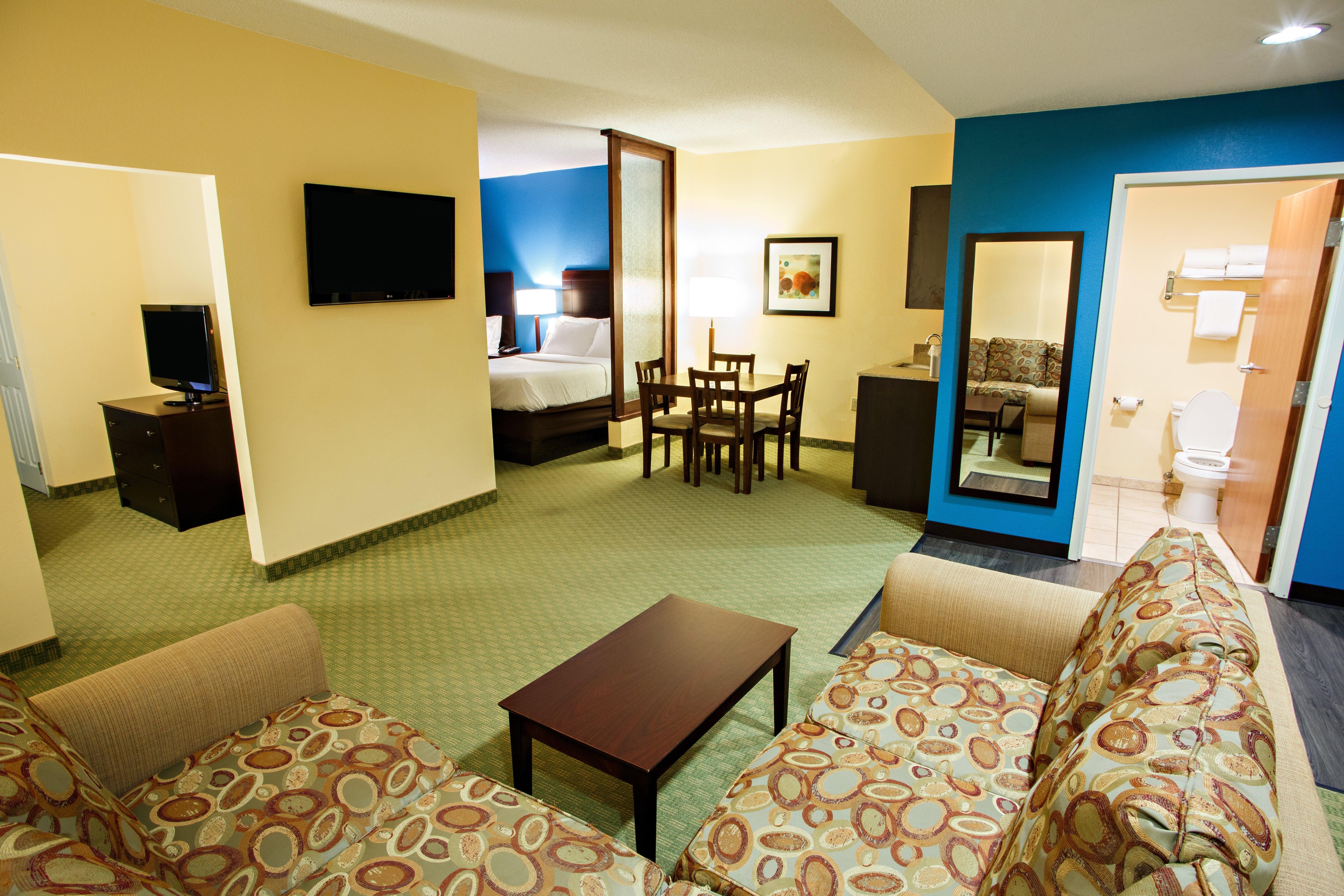 Holiday Inn Express & Suites Harrisburg West Меканиксберг Экстерьер фото
